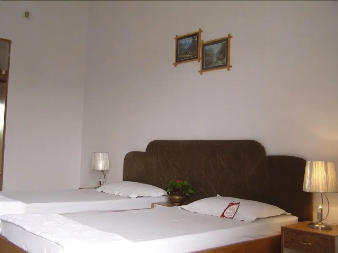 Hotel Surya