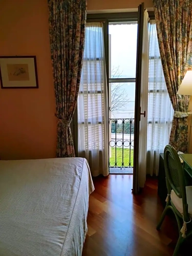 Standard Double room with balcony and with view