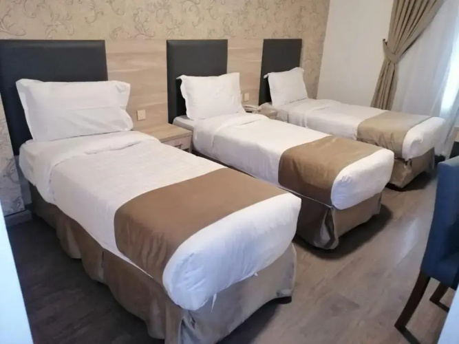 Hayah Grand Hotel