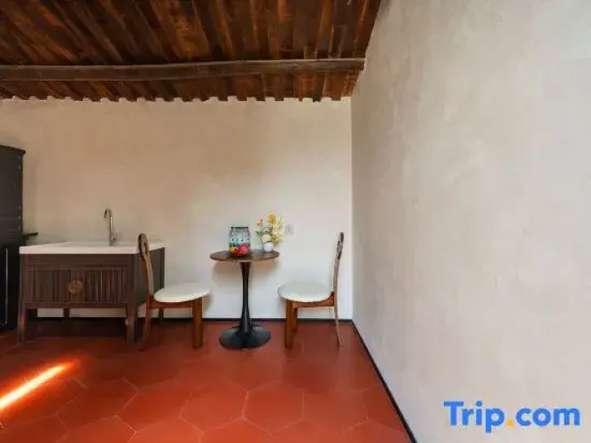 Jidi Homestay（Kaiyuan Temple store）