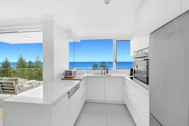 Seaview Coastal Retreat