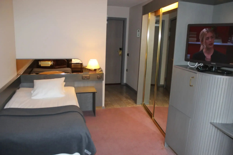 Memory Hotel