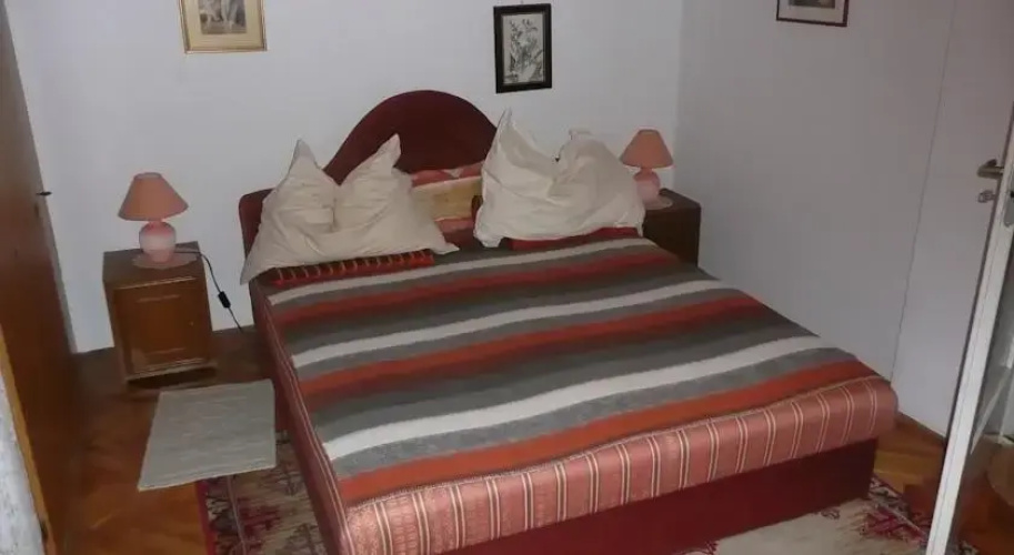 Ildikó House