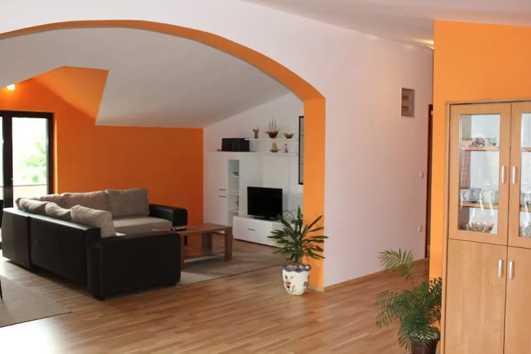 Apartment Radovic Ive
