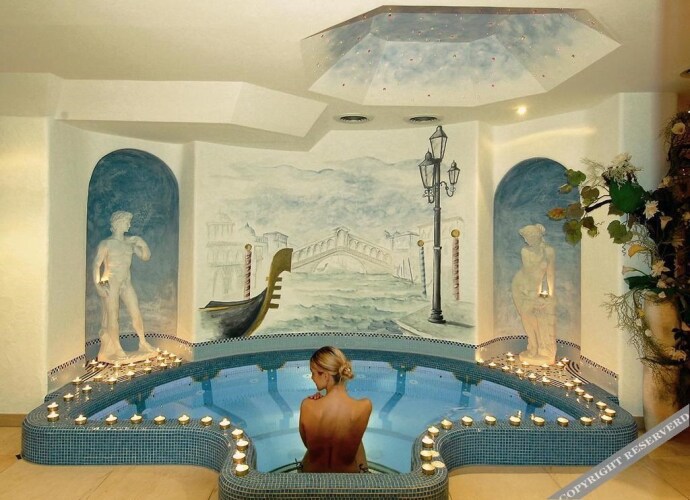 Hotel Funggashof Over view