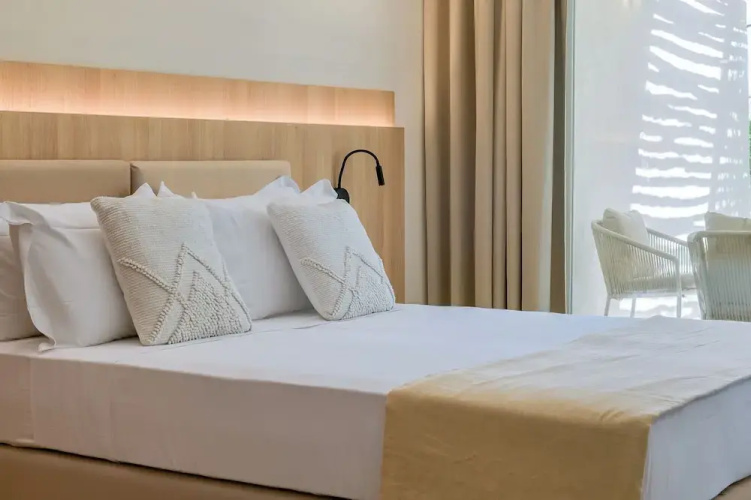Cala Lupo Resort