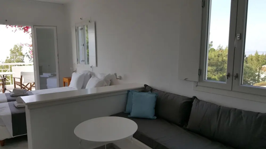 Anthemoessa Villas