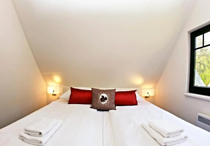 2 Bedrooms Cottage