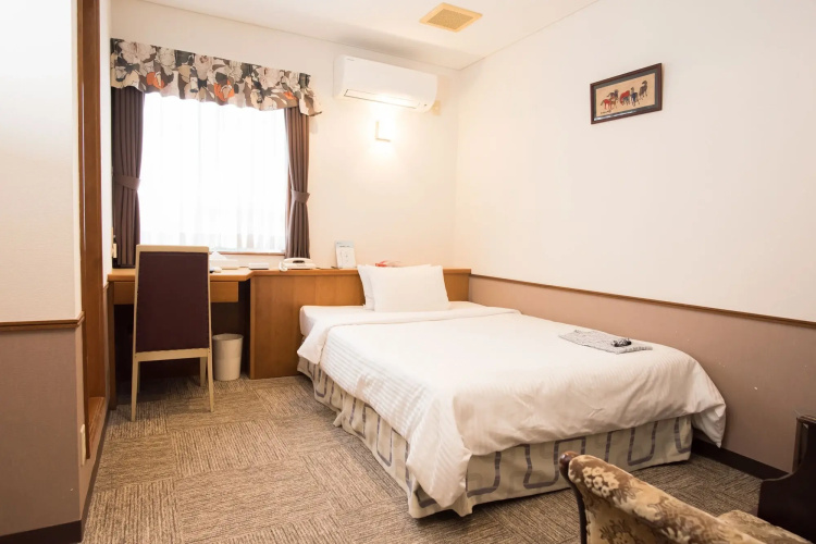 Crown Hotel Okinawa