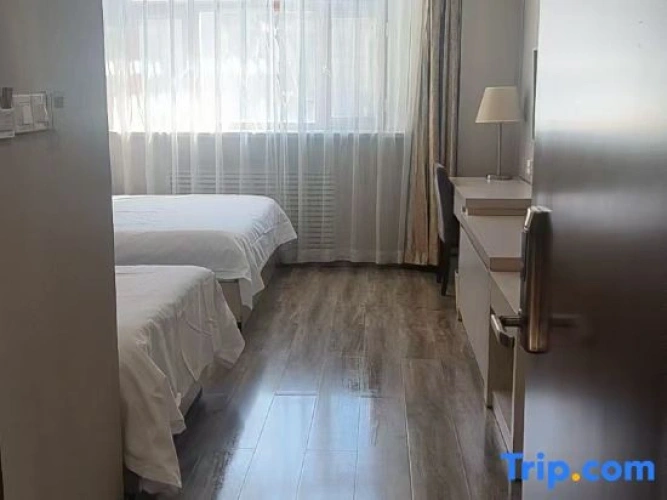 Premier Triple room