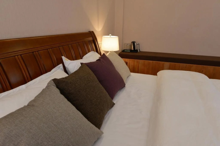 Small Times Inn