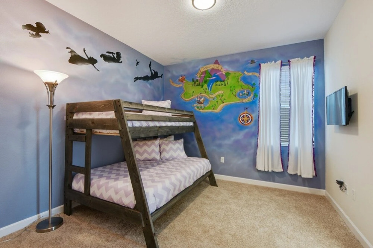 Well Appointed 4-bed Hm w Pool, Gm Rm-1542mvd
