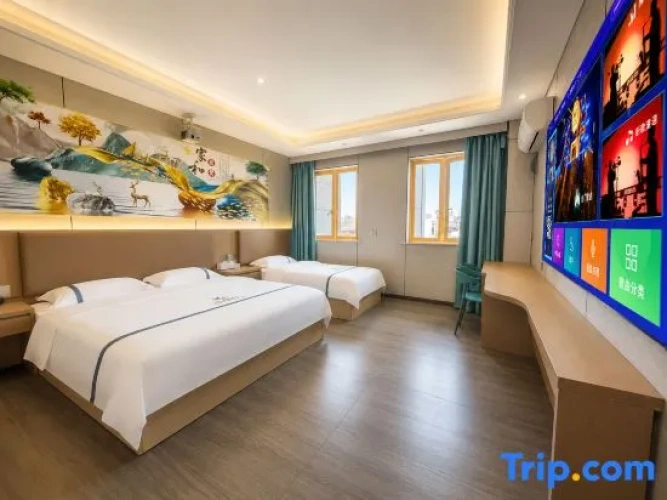 Standard Triple Family room