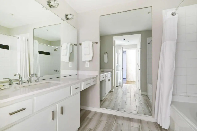 Reside Houston Downtown, a Wyndham Residence photo 9