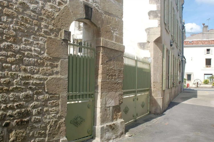 Hotel du Donjon