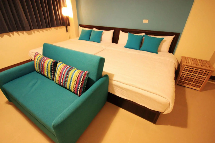 Travel J B&B