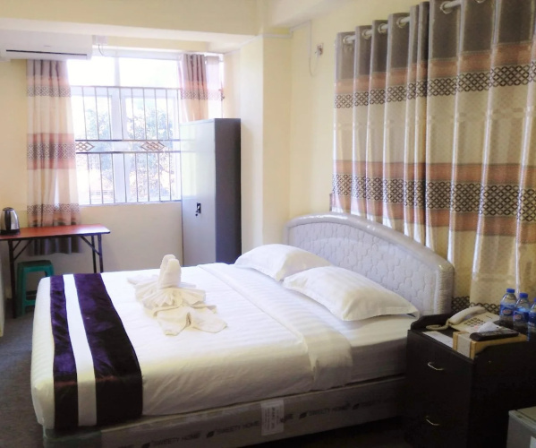 121 Hotel Yangon