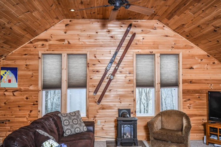 Hideout at Red Pines Holiday Home