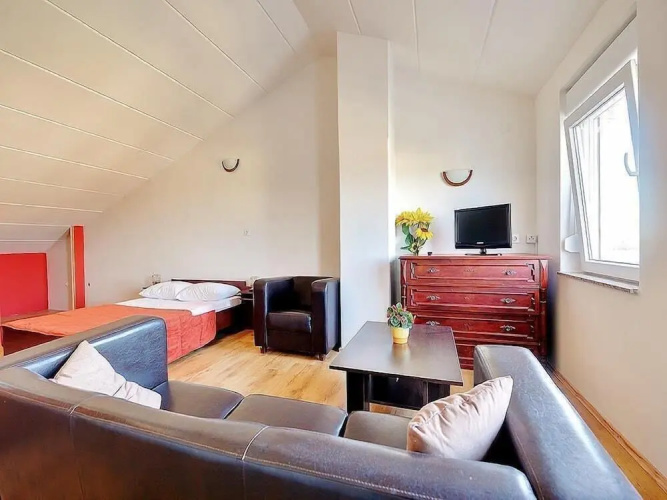 Apartment Lenka 220