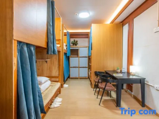 Bed in Dorm (female dorm)