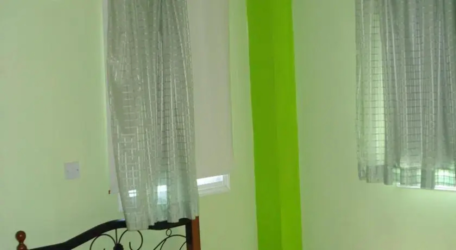 Melpo Court