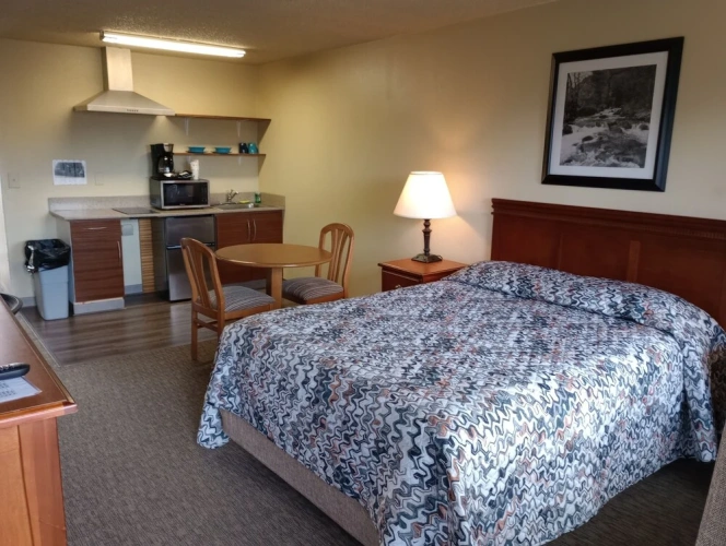 Deluxe Double Suite with courtyard view