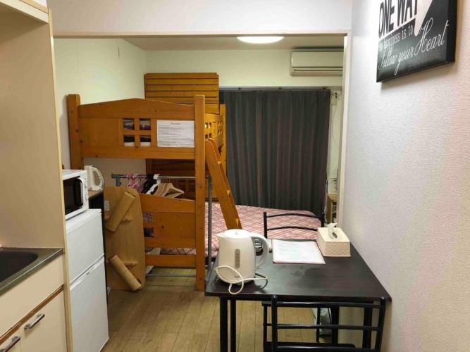 1 Bedroom Apartment