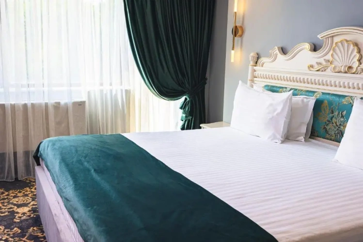 Premium Double room with view