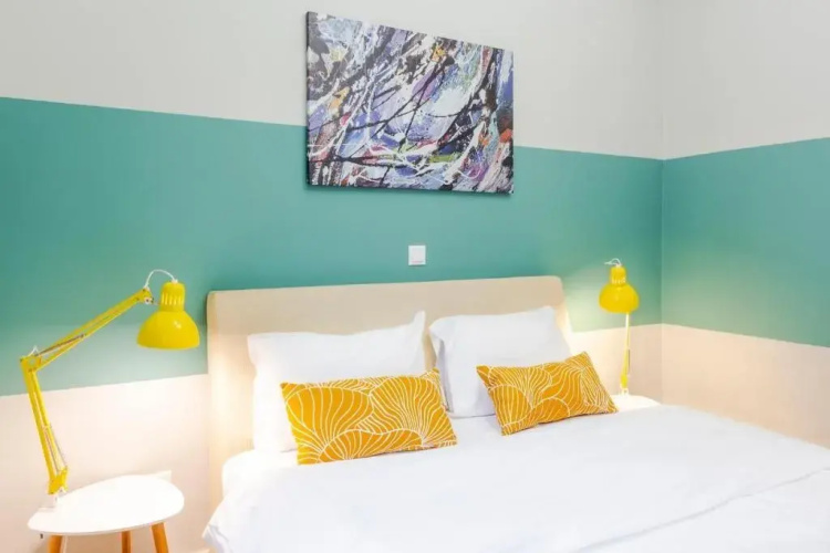 Acropolis Apartments