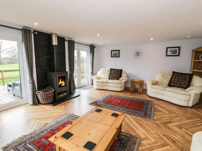 Nant Y Felin Lodge