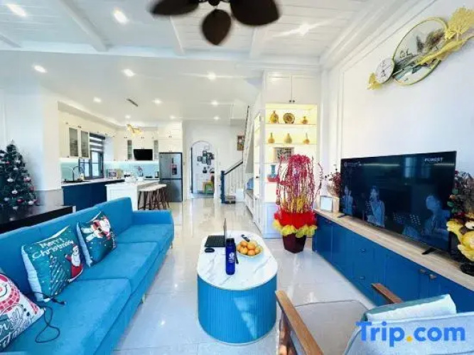 3 bedroom seafront Cherry Villa - Novaworld Phan Thiet