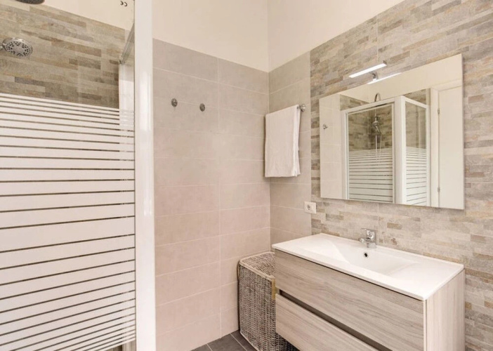 Lovely Renovated Flat Very Close to St. Peter