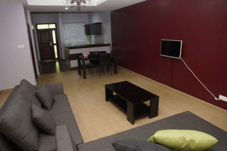 Là Ponye Hotel Apartment
