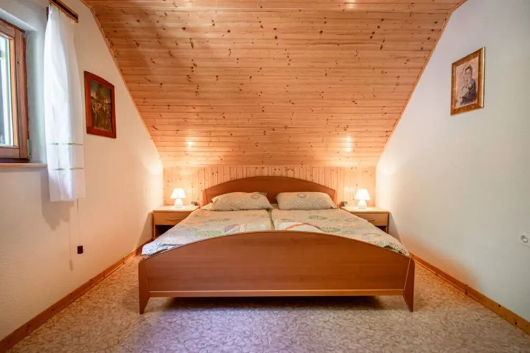 Child Friendly House Lepena