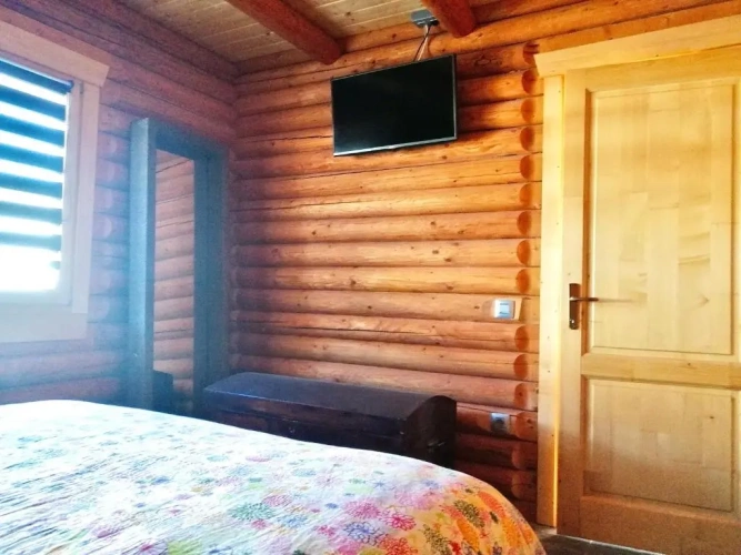 2 Bedrooms Cottage