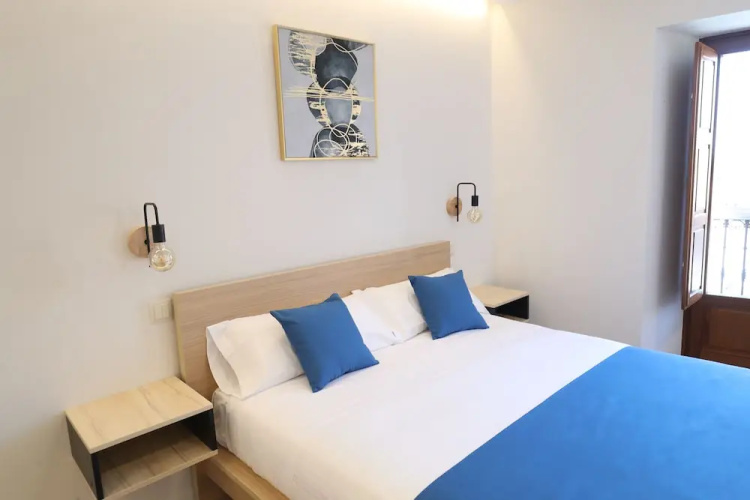 San Vicente Apartments