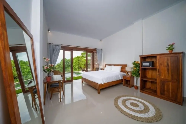 1 Bedroom Deluxe room with pool view