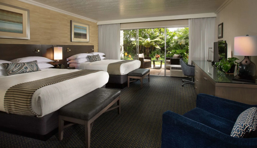 West Beach Inn, a Coast Hotel