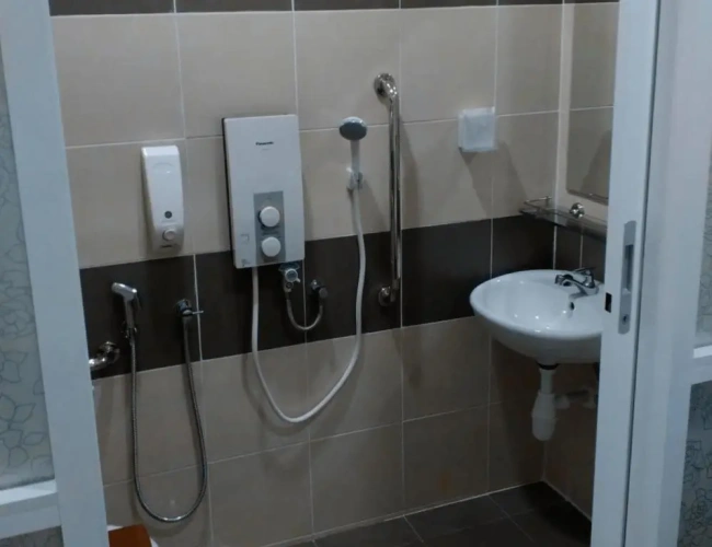 Economy Twin room