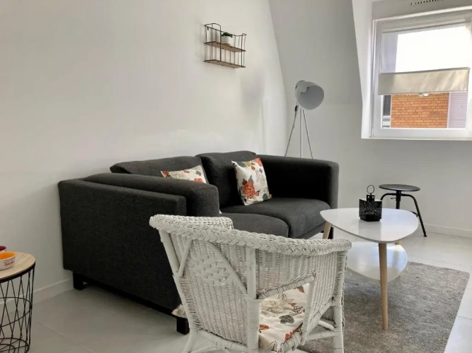 2 Bedrooms Apartment