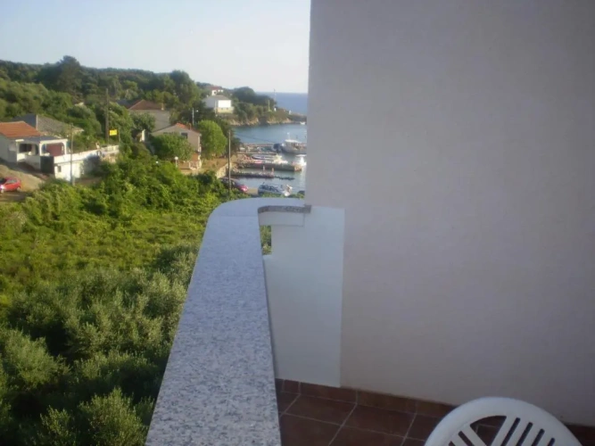 Apartment with balcony