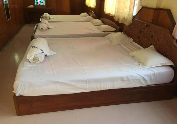 MorhaUtdom Hotel