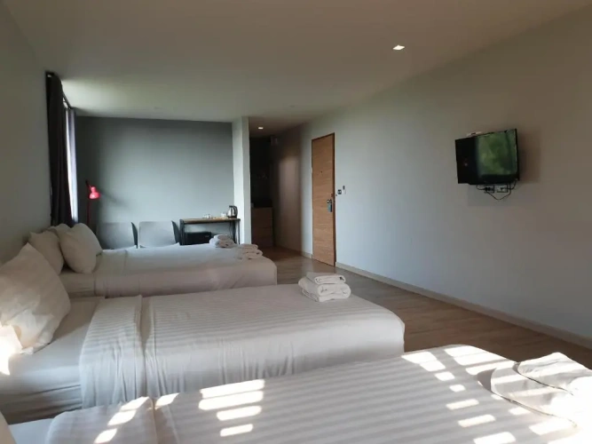 Deluxe Family Suite