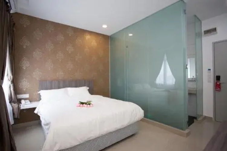 Twenty Nine Hotel