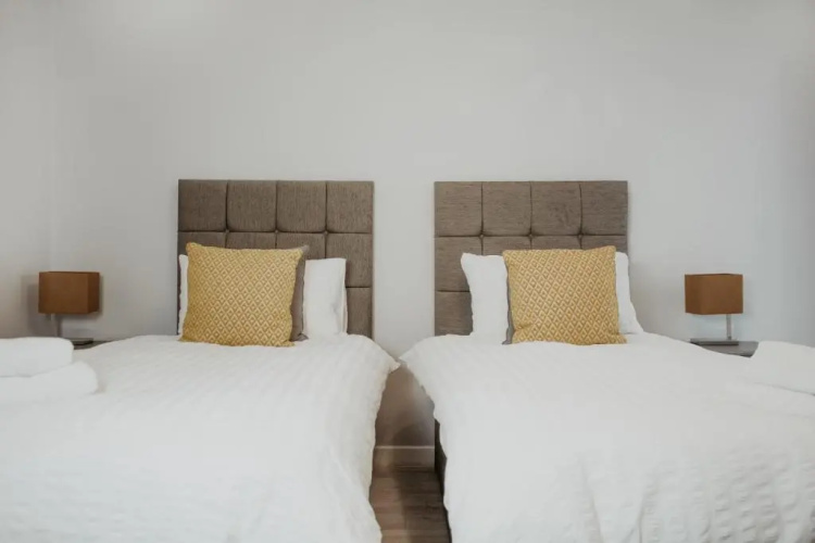 2 The Mews, Upper Bath Street