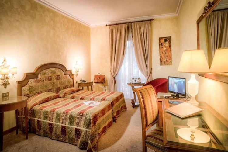 Grand Hotel Helio Cabala