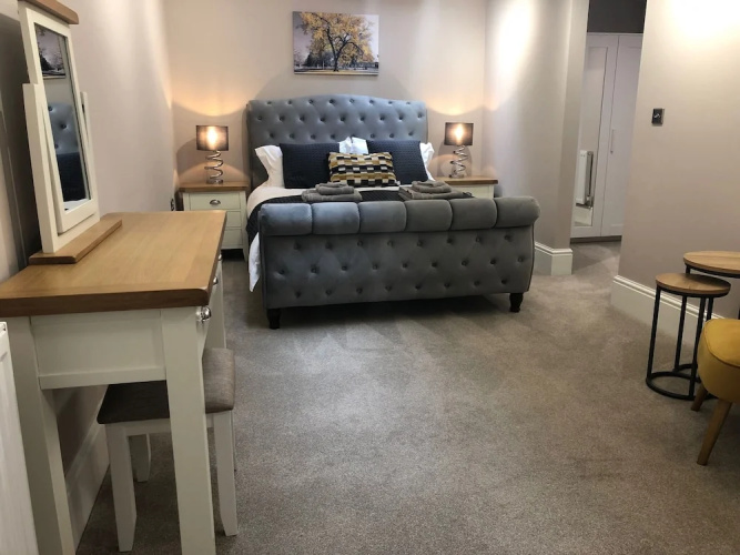 The Basement Flat Bath