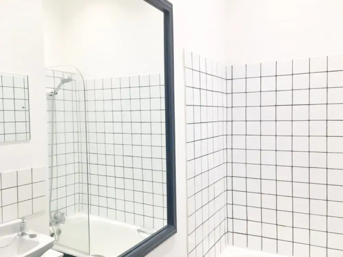 1 Bedroom Flat Near The Meadows