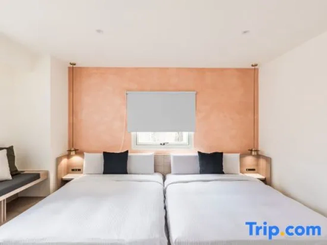 Standard Double room with view