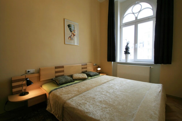 Apartment No. 20 Jaltská 3